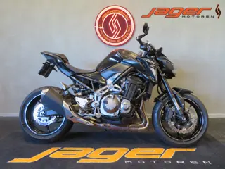 Kawasaki Z 900 Z900 ABS BLACK EDITION TOP! (bj 2017)