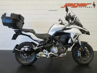 Benelli TRK 502 X ZEER FRAAI TOPCASE (bj 2020)
