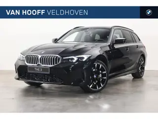 BMW 3 Serie Touring 330e M Sport Automaat / Trekhaak / Sportstoelen / Achteruitrijcamera / M Adaptie