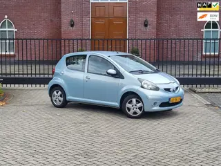 Toyota Aygo 1.0-12V Sport / 1e eigenaar / Airco / Nieuwe Apk / 5 Drs