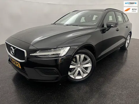 Volvo V60 2.0 B3 Essential Trekhaak/Camera