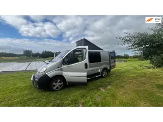 Opel VIVARO 1.9DTI 2.7T CAMPERbus