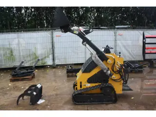 Bobcat skidsteer schranklader demo shovel (bj 2025)