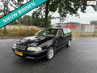 Volvo V70 2.5 T Exclusive ZO INGERUILD DUS ZO WEG PRIJSJE