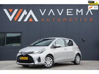 Toyota Yaris 1.5 Hybrid Aspiration 2017 5 Deurs Airco Automaat Scherm Bluetooth Camera