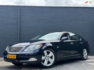 Lexus LS 460 Executive | Mark Levinson | Schuif-Kantel | Stoelverwarming Voor + Achter | NAP | Onder
