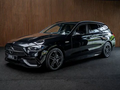Mercedes-Benz C-Klasse Estate 300e AMG Line Panodak Leer Distronic 360° Memory seats Digital Light N