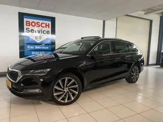 Škoda Octavia Combi 1.4 TSI iV PHEV Business Edition Plus Panoramadak / Elec stoelen met geheugen / 