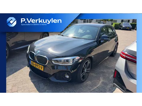 BMW 1-serie 118i High Executive M SPORT | LEDER | NAVIGATIE | CLIMATE CONTROL | SCHUIFDAK |