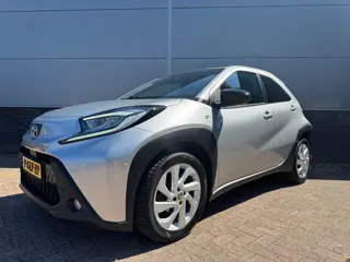 Toyota Aygo X 1.0 VVT-i MT first (bj 2022)
