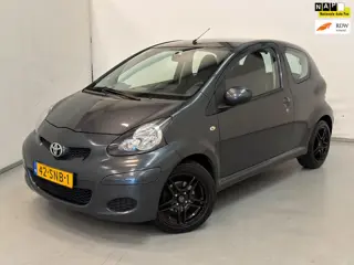 Toyota Aygo 1.0-12V Comfort Navigator / Automaat / Airco
