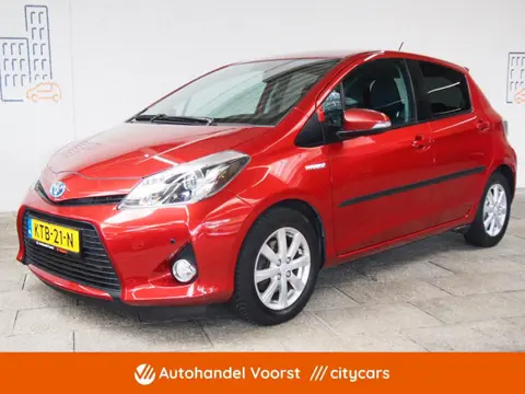 Toyota Yaris 1.5 Full Hybrid Dynamic Camera (APK:Nieuw) Incl.Garantie
