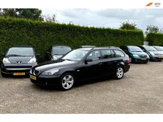 BMW 5-serie 525i APK NIEUW AIRCO LEER NAVI AUTOMAAT XENON PERFECT RIJDEND MOOIE AUTO
