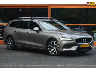 Volvo V60 T5 | Trekhaak 1800kg | Stoel + Stuur Verwarmd | Apple Carplay | Cruise | Leer |