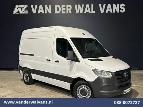 Mercedes-Benz Sprinter 314 CDI 143pk L1H2 Euro6 Airco | Camera | Navigatie | Apple Carplay | Chauffe
