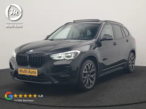 BMW X1 xDrive25e Sportline PHEV 221pk Dealer O.H | Trekhaak Afn. | Panodak | Camera | Head Up | Spor