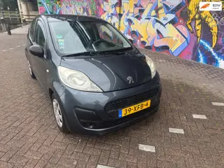 Peugeot 107 1.0 Access Accent werkende airco. stereo stuurbekrachtiging goed onderhouden auto boeken