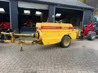 New Holland 940 balenpers