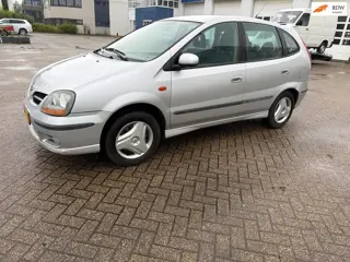 Nissan Almera Tino 2.0 CVT Ambience - airco