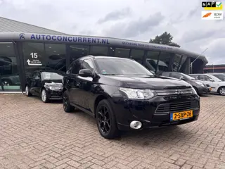 Mitsubishi Outlander 2.0 PHEV Instyle, Carplay, Leder, Dakje, Inruil mogelijk.