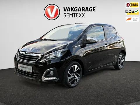 Peugeot 108 1.0 e-VTi Allure | Clima | Camera | Cruise | Origineel NL Auto | IsoFix | Bumpers In Kle