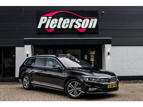 Volkswagen Passat Variant 2.0 TSI 3x R-Line NAP PANO VIRTUAL