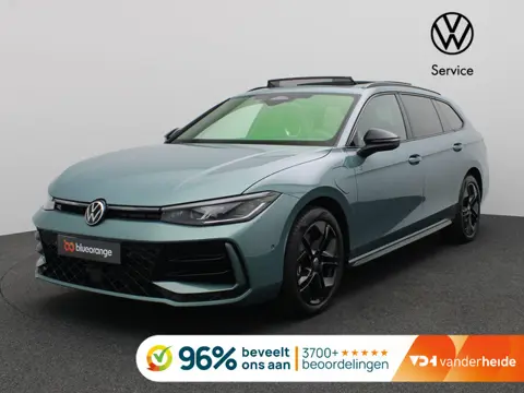 Volkswagen Passat Variant 1.5 eHybrid R-Line Edition Black Style 272PK DSG SOH 100%, Pano-Schuifdak,