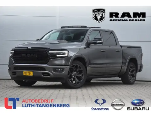 Dodge Ram 1500 5.7 V8 4x4 Crew Cab Limited | Night pack |