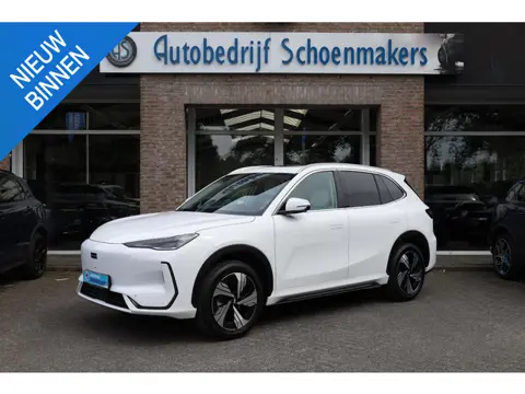 Geely E5 Max+ 68 kWh WIT-LEDER! 475KM-RIJBEREIK PANO MASSAGE SFEERVERLICHTING LEER STOELVENTILATIE/V