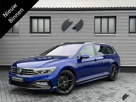 Volkswagen Passat Variant 1.5 TSI R-Line |Pano|Trekhaak|Carplay|360|