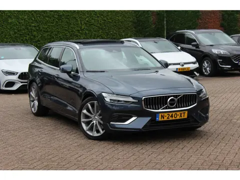 Volvo V60 2.0 T6 Recharge AWD Inscription / Panoramadak / Leder / CarPlay / Keyless / 18'' / Stoel+S