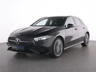 Mercedes-Benz A-Klasse 250e AMG ** NIGHT, LEDER, TREKH, PANO, MEMO, 2-Zone CLIMA, 19-inch LMV,  ** 1