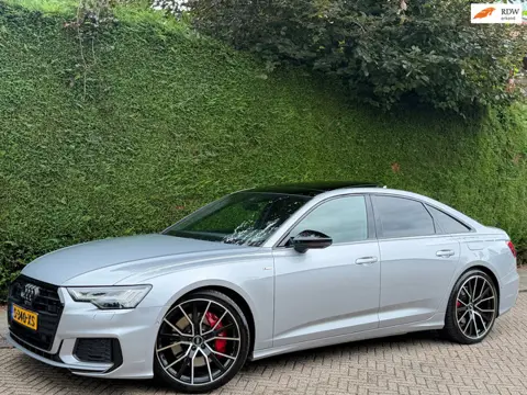 Audi A6 Limousine 55 TFSI e Competition RIJDNIEUW/PANO/SFEER