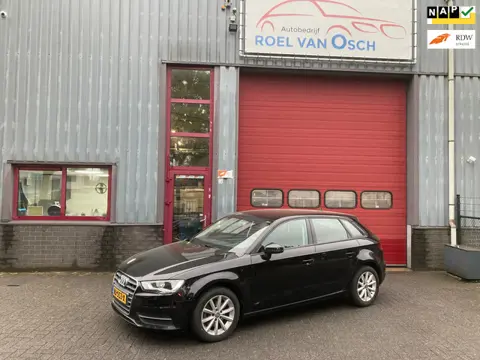 Audi A3 Sportback 1.2 TFSI Ambition 5Drs Automaat Navi