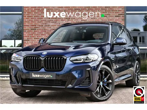 BMW X3 xDrive30e M-Sport M-zetels Pano HUD 360-cam Adp-demping 20inch
