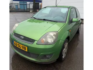 Ford Fiesta 1.4-16V Futura Nap Airco Trekhaak Leuke Auto