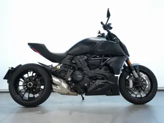 Ducati DIAVEL 1260 (bj 2021)