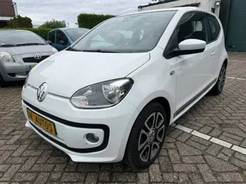 Volkswagen Up! /Airco / PDC/ Cruise control/NAVI/75 PK
