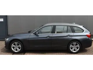 BMW 3-serie Touring 320i Executive