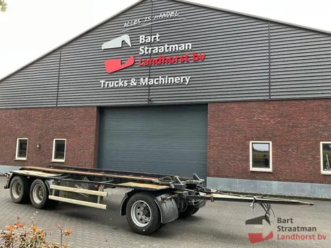 Floor FLA-10-18 3 assige luchtgeveerde containeraanhanger. BS2139