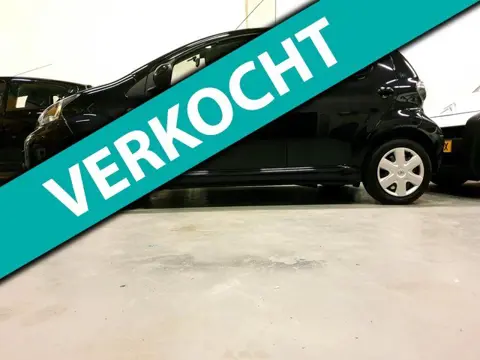 Toyota Aygo 1.0 2011/Airco/Elek Pakket/Nw APK/Garantie/