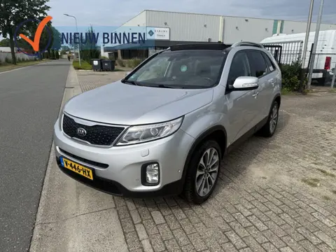 Kia SORENTO*MARGE*GRIJSKENTEKEN*OPENDAK KEYLESS (bj 2015)