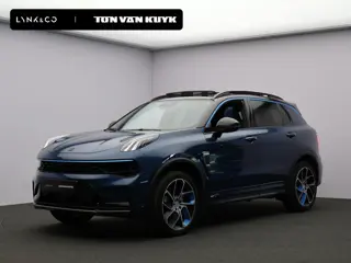 Lynk & Co 01 1.5 / Carplay / Camera / Adaptive Cruise / Panoramadak / Dodehoekdetectie / Stoelverwar