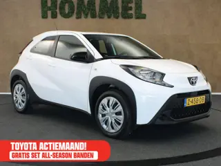 Toyota Aygo X 1.0 VVT-i MT Play - ORIGINEEL NEDERLANDSE AUTO - ACHTERUITRIJCAMERA - CRUISE CONTROL -