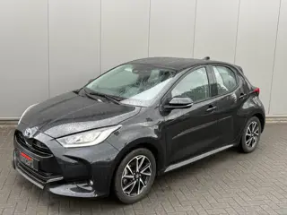 Toyota Yaris 1.5i Full-Hybrid 116PK Dynamic Carplay-android/Camera/Adapt.-cruise/Stoelverwarming