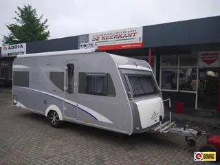 Bürstner Averso Fifty 465 TS