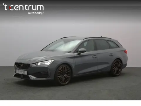 CUPRA Leon Sportstourer 1.4 e-Hybrid 245 PK VZ Copper Edition PHEV, Trekhaak, Adap. Cruise Control, 