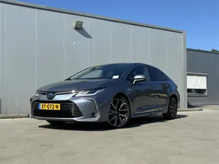 Toyota Corolla 1.8 Hybrid Executive Automaat | Trekhaak |