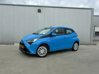 Toyota Aygo 1.0 VVT-i x-play | Achteruitrijcamera