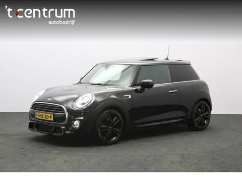 MINI 3-deurs 1.5 Cooper 136 PK Automaat John Cooper Works, Panoramadak, Stoelverwarming, Cruise Cont